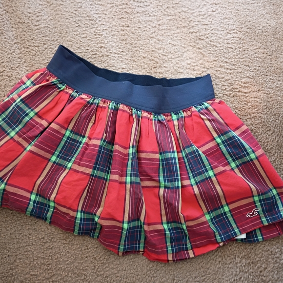 Hollister Dresses & Skirts - Hollister Red Plaid Mini Skirt Y2K Pleated Women's Punk L